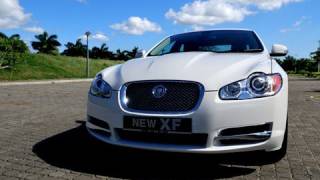 Essai de la Jaguar XF Luxe Premium 30 V6 [upl. by Elodie796]