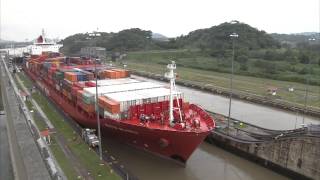 How Does the Panama Canal Work [upl. by Eileme357]